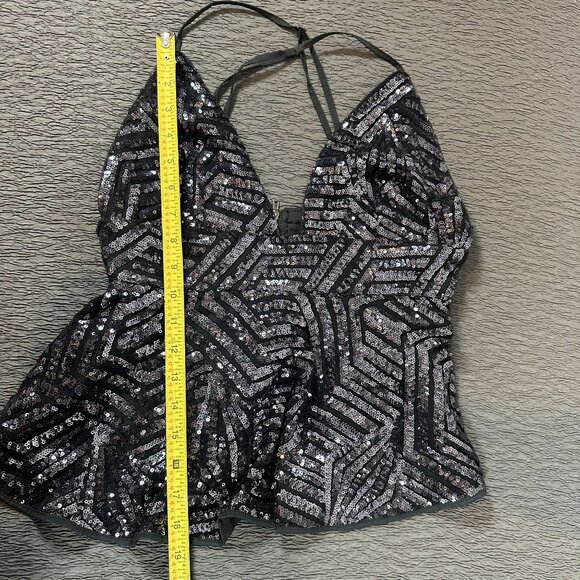 Forever 21 Sequin Peplum Black Top Size Medium Zipper Back And Adjustable Straps - Picture 8 of 11